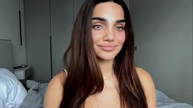 Snapshot of MelindaReny chatting on 05-11-26, 02:45 MelindaReny online show from 05-11-26, 02:45