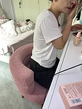 Snapshot of diudiubaobei_ chatting on 04-28-26, 04:50 diudiubaobei online show from 04-28-26, 04:50