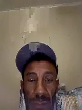 Snapshot of walide400 chatting on 06-25-26, 04:23 walide400 online show from 06-25-26, 04:23