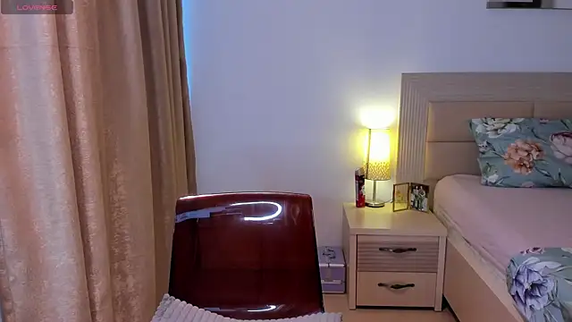 Snapshot of CandyElla_ chatting on 07-02-26, 05:30 CandyElla online show from 07-02-26, 05:30