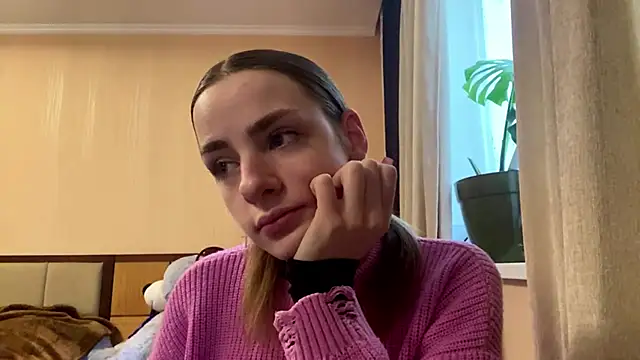 Snapshot of selianderol chatting on 04-19-26, 06:35 selianderol online show from 04-19-26, 06:35
