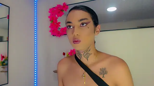 Darianna A online show from 05-12-26, 09:34