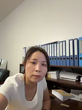 Snapshot of lisha521 chatting on 07-20-26, 01:42 lisha521 online show from 07-20-26, 01:42