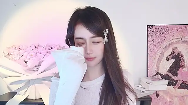 Moon-66 online show from 04-18-26, 03:27