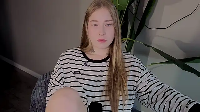 ShowmeYourfetish online show from 06-28-26, 04:51