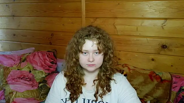 Snapshot of Sara_del_Sun chatting on 06-12-26, 10:25 Sara del Sun online show from 06-12-26, 10:25
