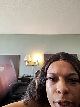 Snapshot of MZFANTZYHONEY chatting on 04-16-26, 03:24 MZFANTZYHONEY online show from 04-16-26, 03:24