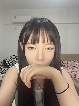 Snapshot of nide-baby chatting on 05-17-26, 04:14 nide-baby online show from 05-17-26, 04:14