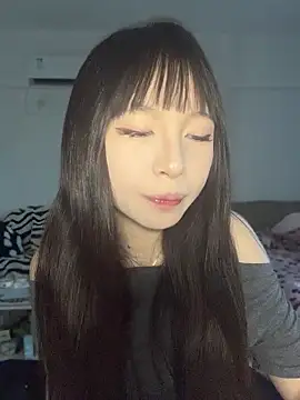 Snapshot of nide-baby chatting on 05-19-26, 05:36 nide-baby online show from 05-19-26, 05:36