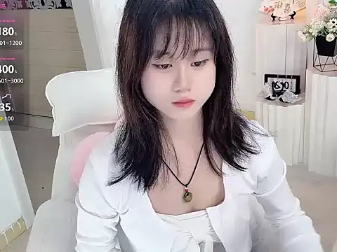 Snapshot of Cocoa168 chatting on 04-16-26, 11:33 Cocoa168 online show from 04-16-26, 11:33