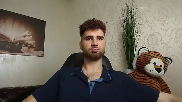 KyloEast online show from 04-29-26, 04:38