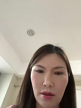 Snapshot of tongtong789 chatting on 06-19-26, 09:46 tongtong789 online show from 06-19-26, 09:46