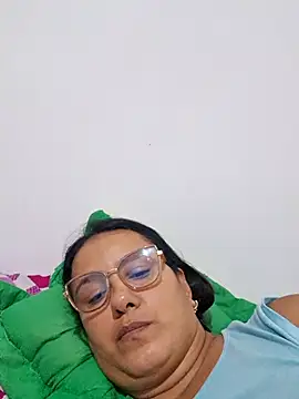 Snapshot of Samanta-42 chatting on 06-19-26, 10:52 Samanta-42 online show from 06-19-26, 10:52