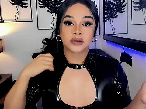 Snapshot of BigcockjasmineTs chatting on 05-19-26, 02:18 BigcockjasmineTs online show from 05-19-26, 02:18