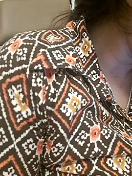 Snapshot of Rina_Verma70 chatting on 04-16-26, 06:09 Rina Verma70 online show from 04-16-26, 06:09