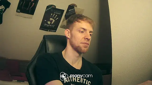 Snapshot of Milkyman7 chatting on 12-22-24, 12:17 Milkyman7 online show from 12-22-24, 12:17