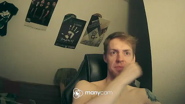 Snapshot of Milkyman7 chatting on 02-05-25, 11:39 Milkyman7 online show from 02-05-25, 11:39