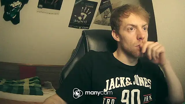 Snapshot of Milkyman7 chatting on 02-14-25, 08:15 Milkyman7 online show from 02-14-25, 08:15