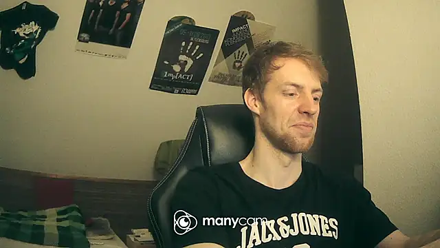 Snapshot of Milkyman7 chatting on 02-14-25, 11:31 Milkyman7 online show from 02-14-25, 11:31