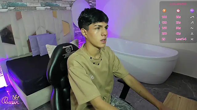 Snapshot of Damian_tay chatting on 05-07-26, 11:37 Damian tay online show from 05-07-26, 11:37