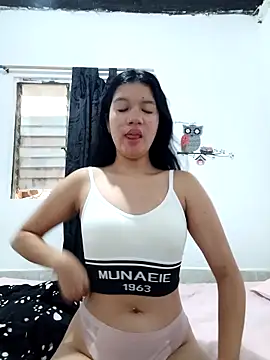 Snapshot of cherry_pinkie chatting on 05-11-26, 03:07 cherry pinkie online show from 05-11-26, 03:07