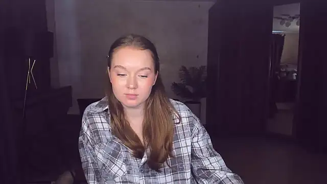 Snapshot of ValeriSunny chatting on 05-16-26, 10:36 ValeriSunny online show from 05-16-26, 10:36