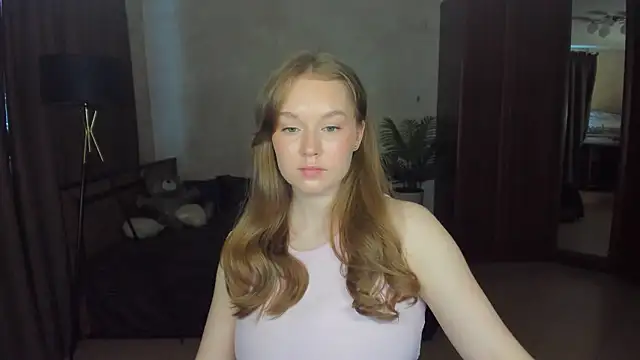 Snapshot of ValeriSunny chatting on 05-30-26, 10:45 ValeriSunny online show from 05-30-26, 10:45