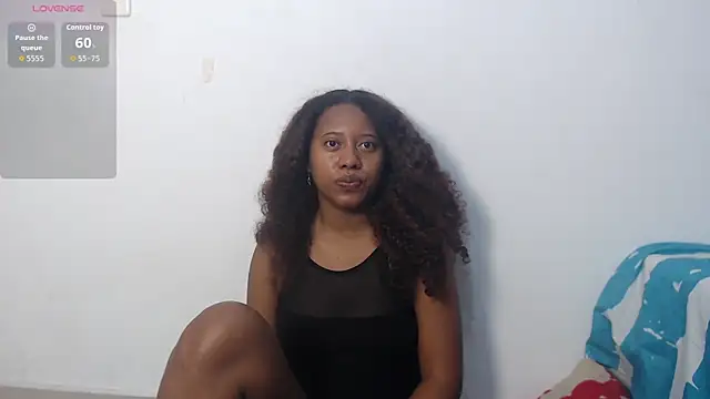 Snapshot of Ms-zozii chatting on 06-04-26, 06:47 Ms-zozii online show from 06-04-26, 06:47