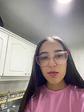 Snapshot of Abby_Coper1 chatting on 06-25-26, 05:12 Abby Coper1 online show from 06-25-26, 05:12