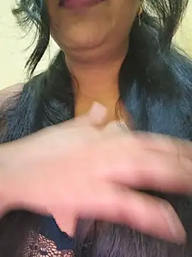 Snapshot of Newragini chatting on 06-08-26, 05:57 Newragini online show from 06-08-26, 05:57