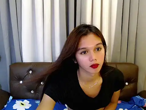 Snapshot of marie_castro chatting on 05-11-26, 04:04 marie castro online show from 05-11-26, 04:04