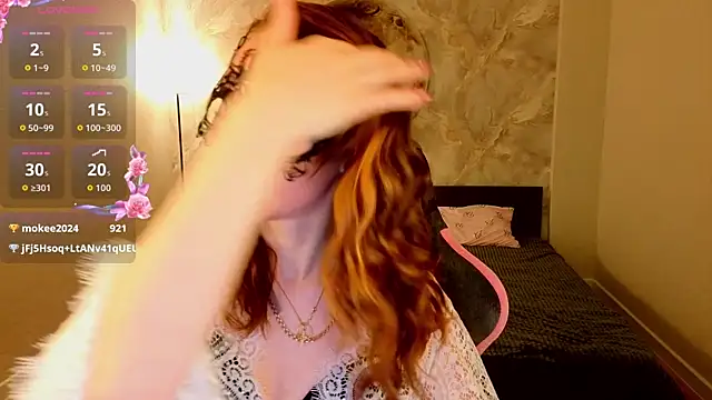Snapshot of Margo_Kelly chatting on 05-19-26, 01:56 Margo Kelly online show from 05-19-26, 01:56