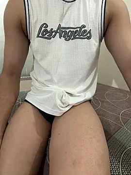 lucky 7inches online show from 06-03-26, 04:23
