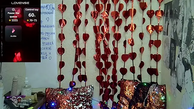 Snapshot of Margaret_Sweet_ chatting on 06-11-26, 02:11 Margaret Sweet online show from 06-11-26, 02:11