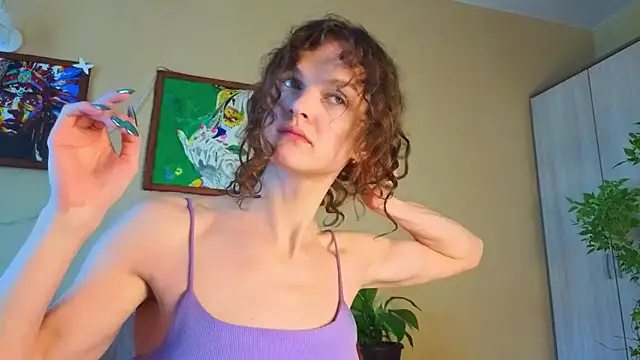 Snapshot of Muscle_Muse chatting on 05-15-26, 05:03 Muscle Muse online show from 05-15-26, 05:03