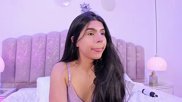 Snapshot of Channel_sofia chatting on 06-18-26, 09:14 Channel sofia online show from 06-18-26, 09:14
