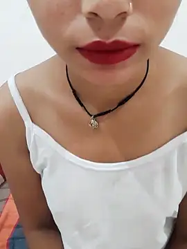Snapshot of Kamini_rani chatting on 05-04-26, 08:27 Kamini rani online show from 05-04-26, 08:27