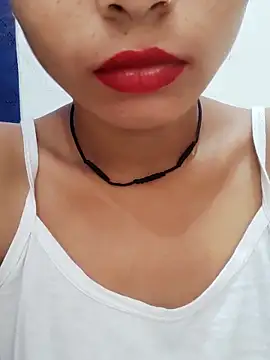 Snapshot of Kamini_rani chatting on 05-09-26, 01:33 Kamini rani online show from 05-09-26, 01:33