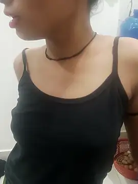 Snapshot of Kamini_rani chatting on 05-25-26, 04:24 Kamini rani online show from 05-25-26, 04:24