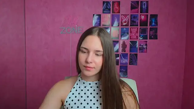 Snapshot of Kyara_ra chatting on 08-05-26, 05:32 Kyara ra online show from 08-05-26, 05:32