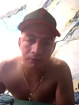 Ojosclaros1 online show from 04-17-26, 01:58