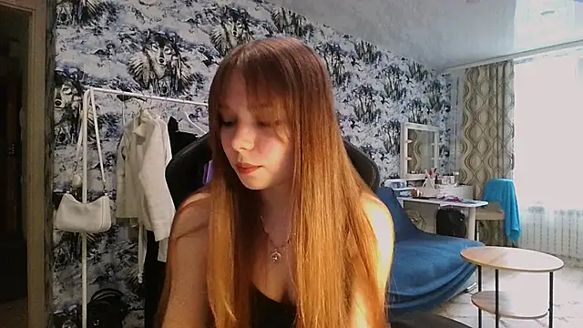 Snapshot of Princess_Mira chatting on 06-27-26, 12:33 Princess Mira online show from 06-27-26, 12:33