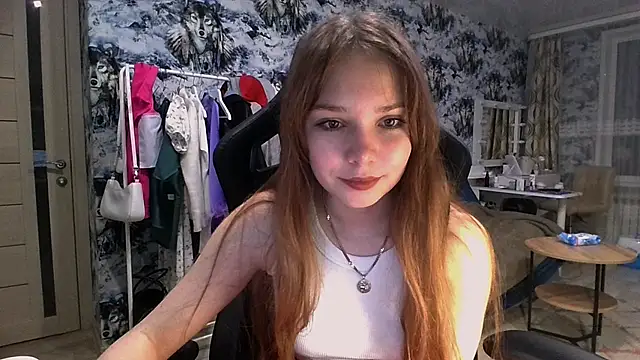 Snapshot of Princess_Mira chatting on 07-07-26, 07:18 Princess Mira online show from 07-07-26, 07:18