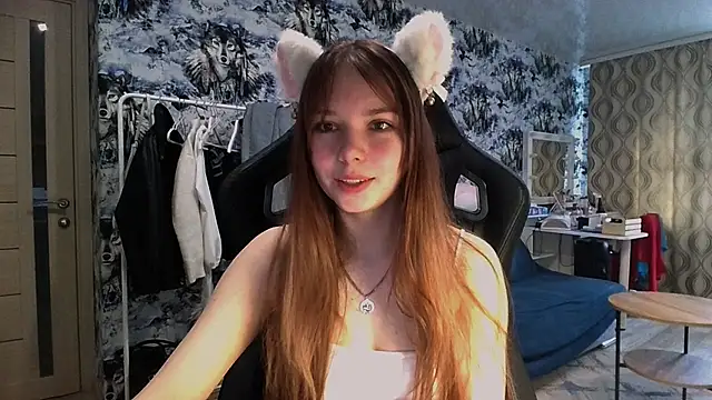 Snapshot of Princess_Mira chatting on 07-19-26, 11:03 Princess Mira online show from 07-19-26, 11:03