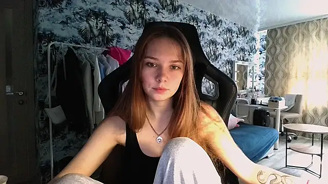 Snapshot of Princess_Mira chatting on 07-26-26, 09:05 Princess Mira online show from 07-26-26, 09:05