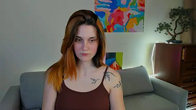 Snapshot of elani_lune chatting on 05-01-26, 05:39 elani lune online show from 05-01-26, 05:39