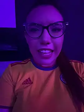 AliceMtz online show from 06-18-26, 01:17