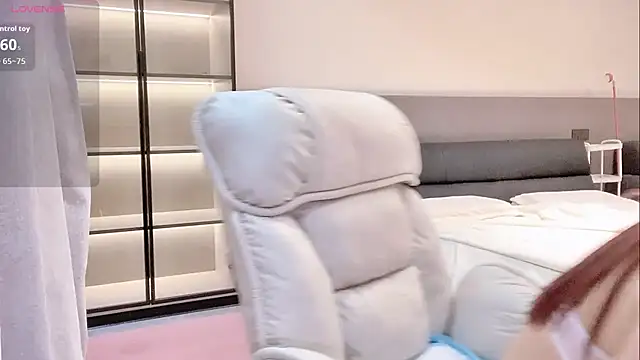 Snapshot of wenwen-mm chatting on 07-09-26, 04:44 wenwen-mm online show from 07-09-26, 04:44