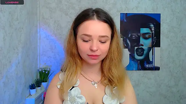 Snapshot of NicoleAura chatting on 05-11-26, 07:03 NicoleAura online show from 05-11-26, 07:03
