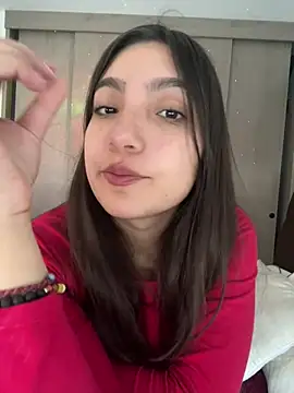 Snapshot of Soffy_20 chatting on 05-13-26, 04:26 Soffy 20 online show from 05-13-26, 04:26
